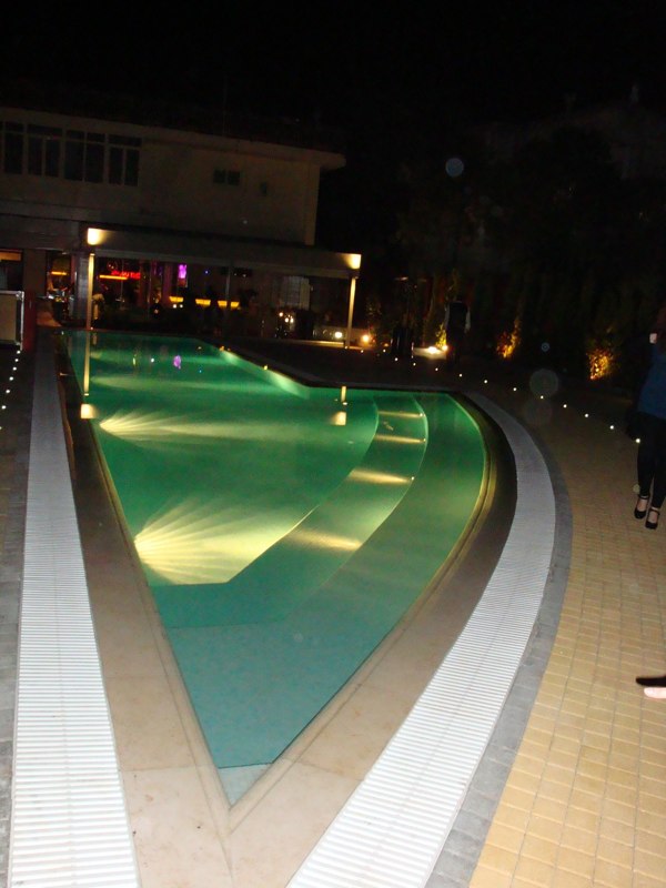 hotel invest investitii hoteliere piscina proiect